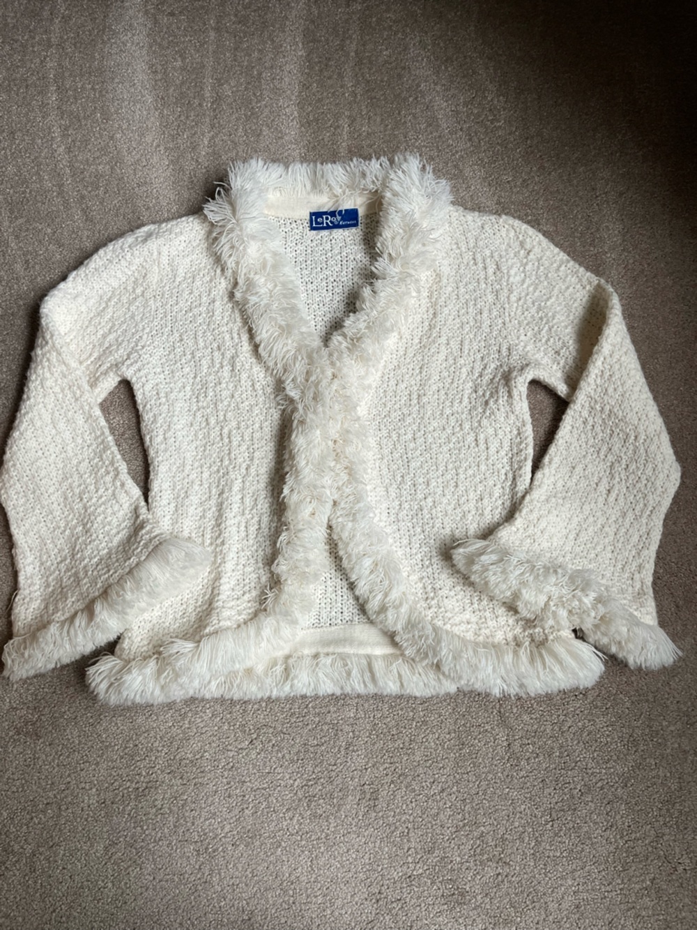 Vintage 70s Leroy Knitwear white Cardigan. S/M